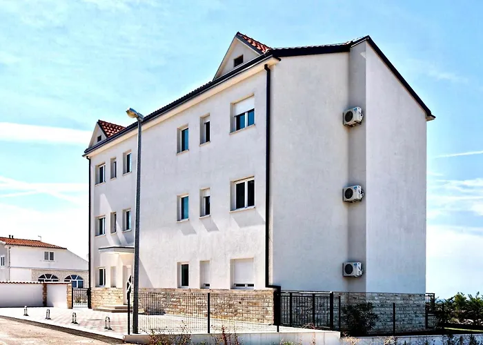 New Apartments Sunshine