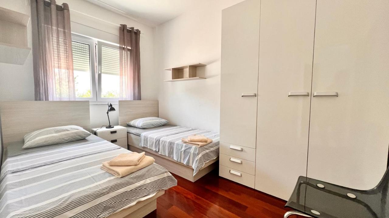 New Sunshine Apartment *
