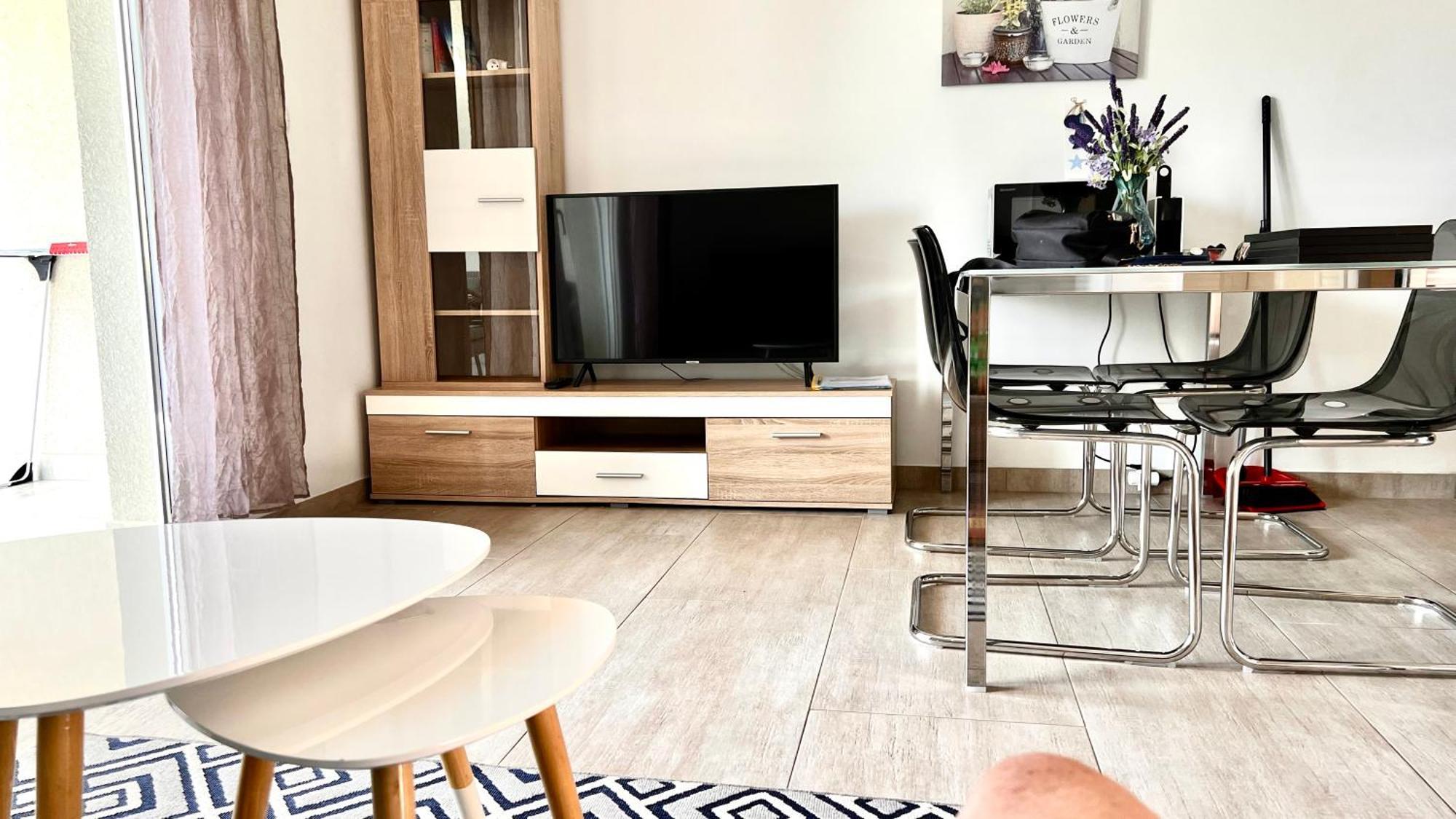 New Sunshine Apartment *
